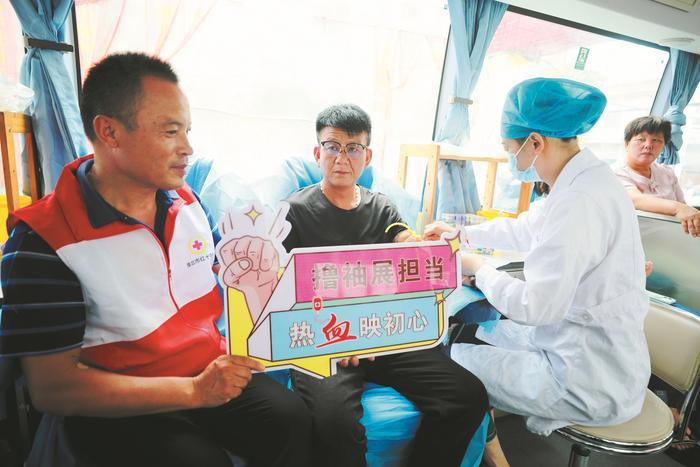 双堆集镇219名志愿者无偿献血