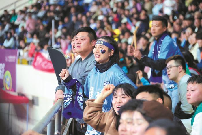不止胜负还有呐喊——徽青赛男子高中组半决赛淮北队主场不敌合肥队